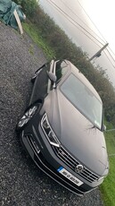 2016 - Volkswagen Passat Manual