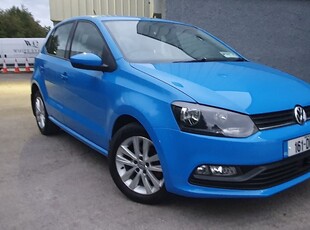 2016 - Volkswagen Polo Manual