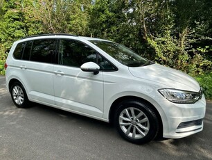 2016 - Volkswagen Touran Automatic