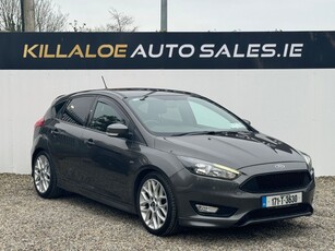 2017 - Ford Focus Manual