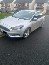 2017 - Ford Focus Manual