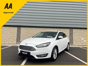 2017 - Ford Focus Manual