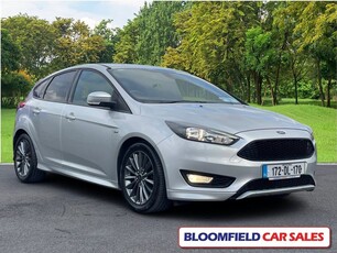 2017 - Ford Focus Manual