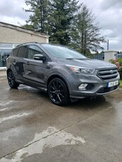 2017 - Ford Kuga Manual