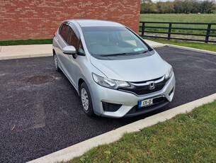 2017 - Honda Fit Automatic