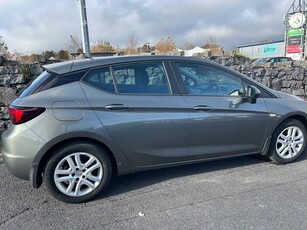 2017 - Opel Astra Manual