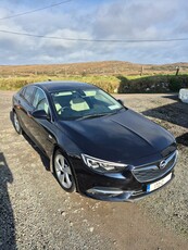 2017 - Opel Insignia Manual