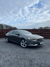 2017 - Opel Insignia Manual