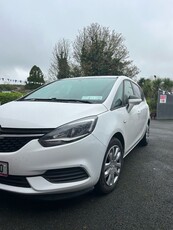 2017 - Opel Zafira Automatic