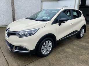 2017 - Renault Captur Manual