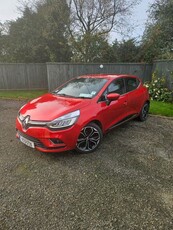 2017 - Renault Clio Manual