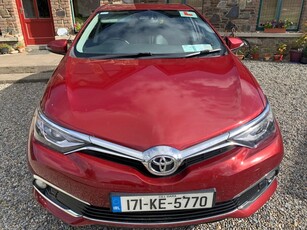 2017 - Toyota Auris Manual