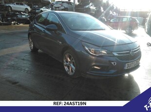 2017 - Vauxhall Astra Manual