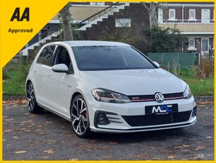 2017 - Volkswagen Golf Automatic