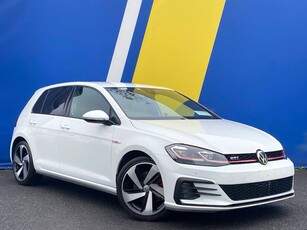 2017 - Volkswagen Golf Automatic