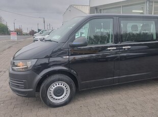 2017 - Volkswagen Kombi Manual