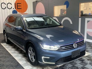 2017 - Volkswagen Passat Automatic