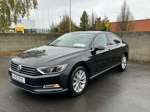 2017 - Volkswagen Passat Manual