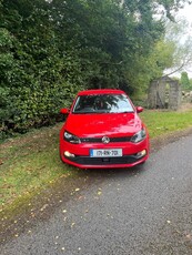 2017 - Volkswagen Polo Manual