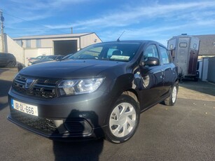 2018 - Dacia Sandero Manual