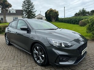 2018 - Ford Focus Manual