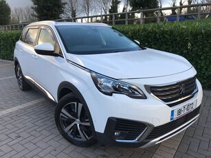 2018 - Peugeot 5008 Manual