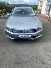 2018 - Volkswagen Passat Manual