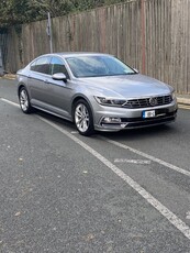 2018 - Volkswagen Passat Manual