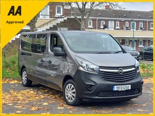 2019 - Opel Vivaro Manual