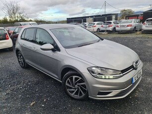 2019 - Volkswagen Golf Manual