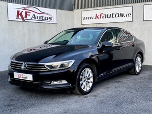 2019 - Volkswagen Passat Manual