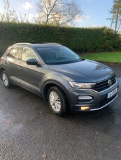 2019 - Volkswagen T-Roc Manual