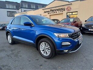 2019 - Volkswagen T-Roc Manual