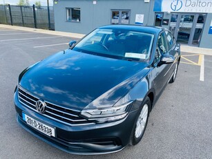 2020 - Volkswagen Passat Manual