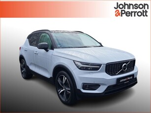 2020 - Volvo XC40 Automatic