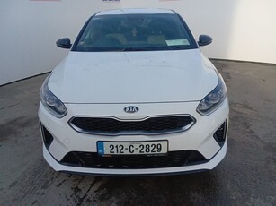 2021 - Kia ProCeed Manual