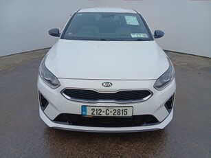 2021 - Kia ProCeed Manual