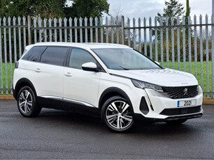 2021 - Peugeot 5008 Automatic