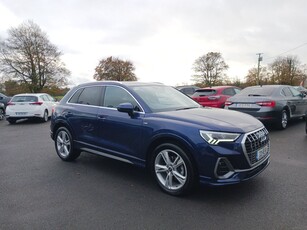 2022 - Audi Q3 Automatic