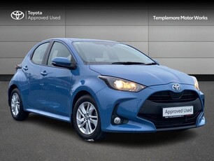 2022 - Toyota Yaris Manual