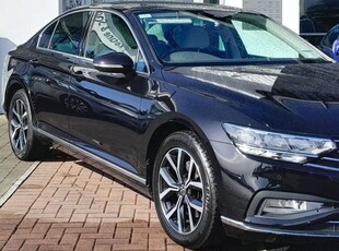 2022 - Volkswagen Passat Automatic