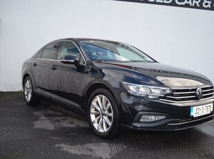 2022 - Volkswagen Passat Manual