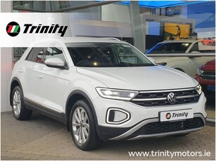 2022 - Volkswagen T-Roc Automatic