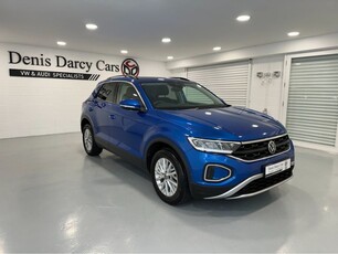 2022 - Volkswagen T-Roc Manual