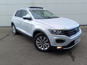 2022 - Volkswagen T-Roc Manual