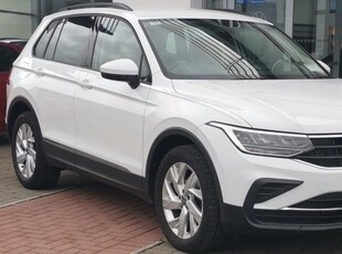 2022 - Volkswagen Tiguan Manual