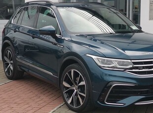 2022 - Volkswagen Tiguan Manual