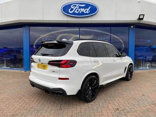 2023 - BMW X5 Automatic