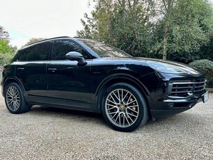 2023 - Porsche Cayenne Automatic