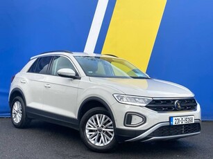 2023 - Volkswagen T-Roc Manual